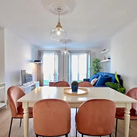 Akicity Mouraria Sun Apartment